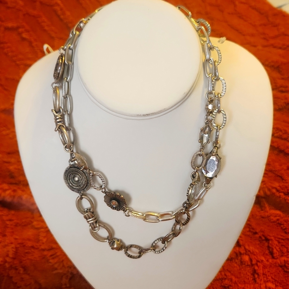Chicos necklace with matching earrings